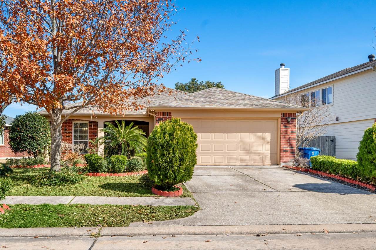 9710 Golden Park Lane - Photo 1