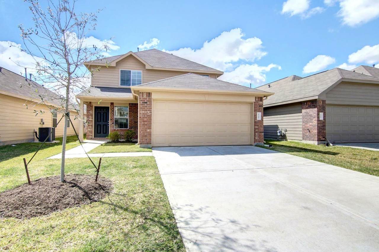 5743 South Brenwood Drive - Photo 1