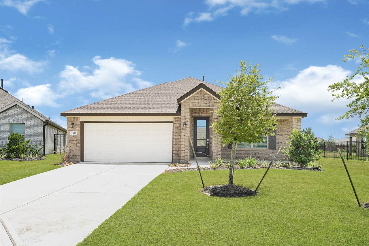 2952 Cordova Hill Dr - Photo 1