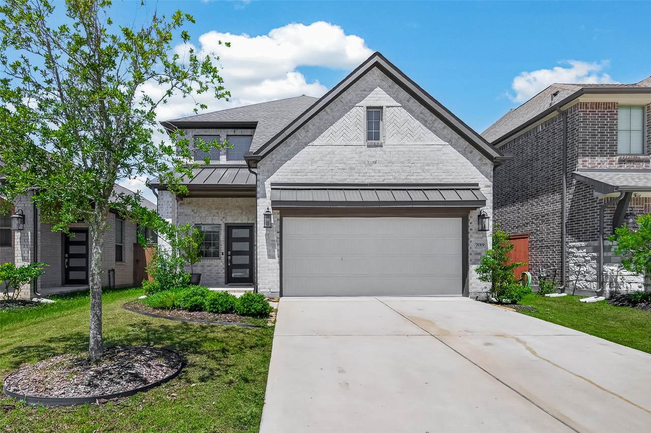 7019 Snow Finch Lane - Photo 1