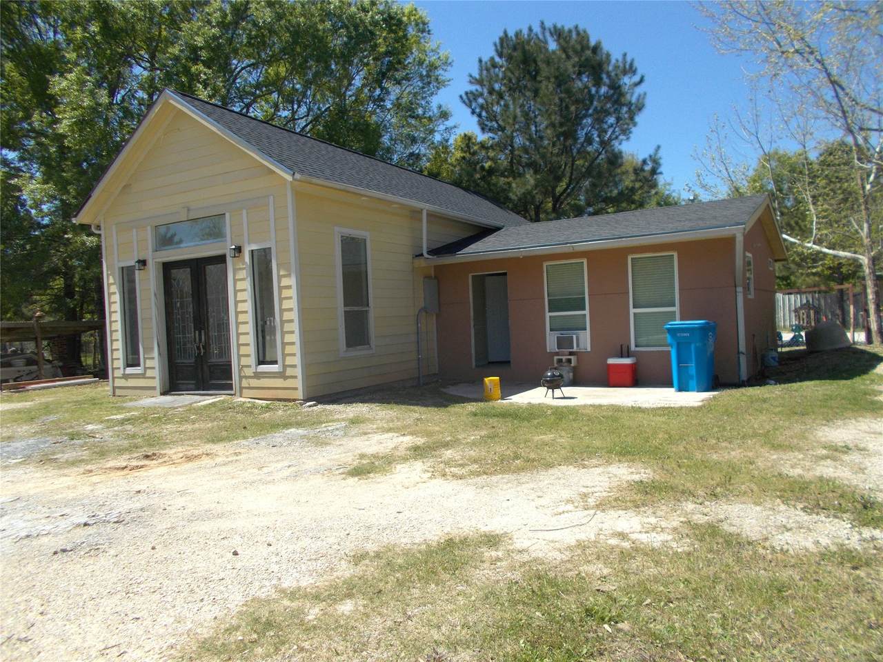 270 County Road 3409 - Photo 1