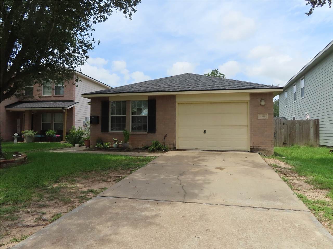 7319 Rising Brook Drive - Photo 1