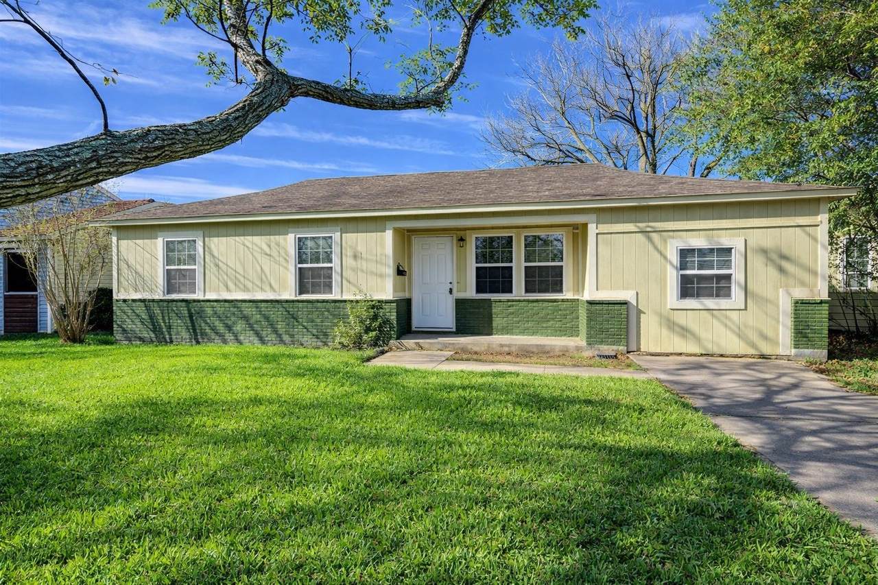 9506 Sierra Drive - Photo 1