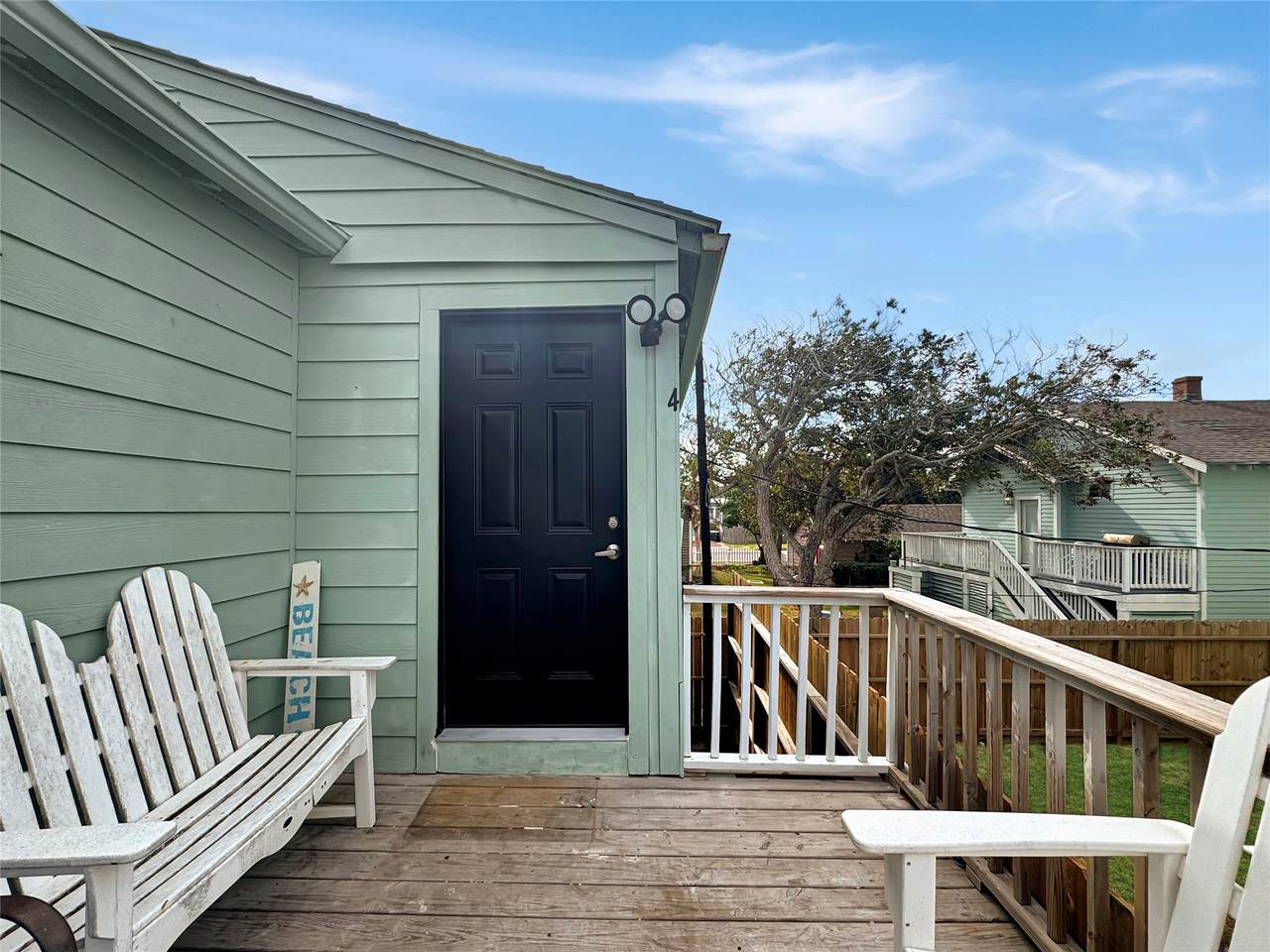 1919 Avenue O - Photo 1