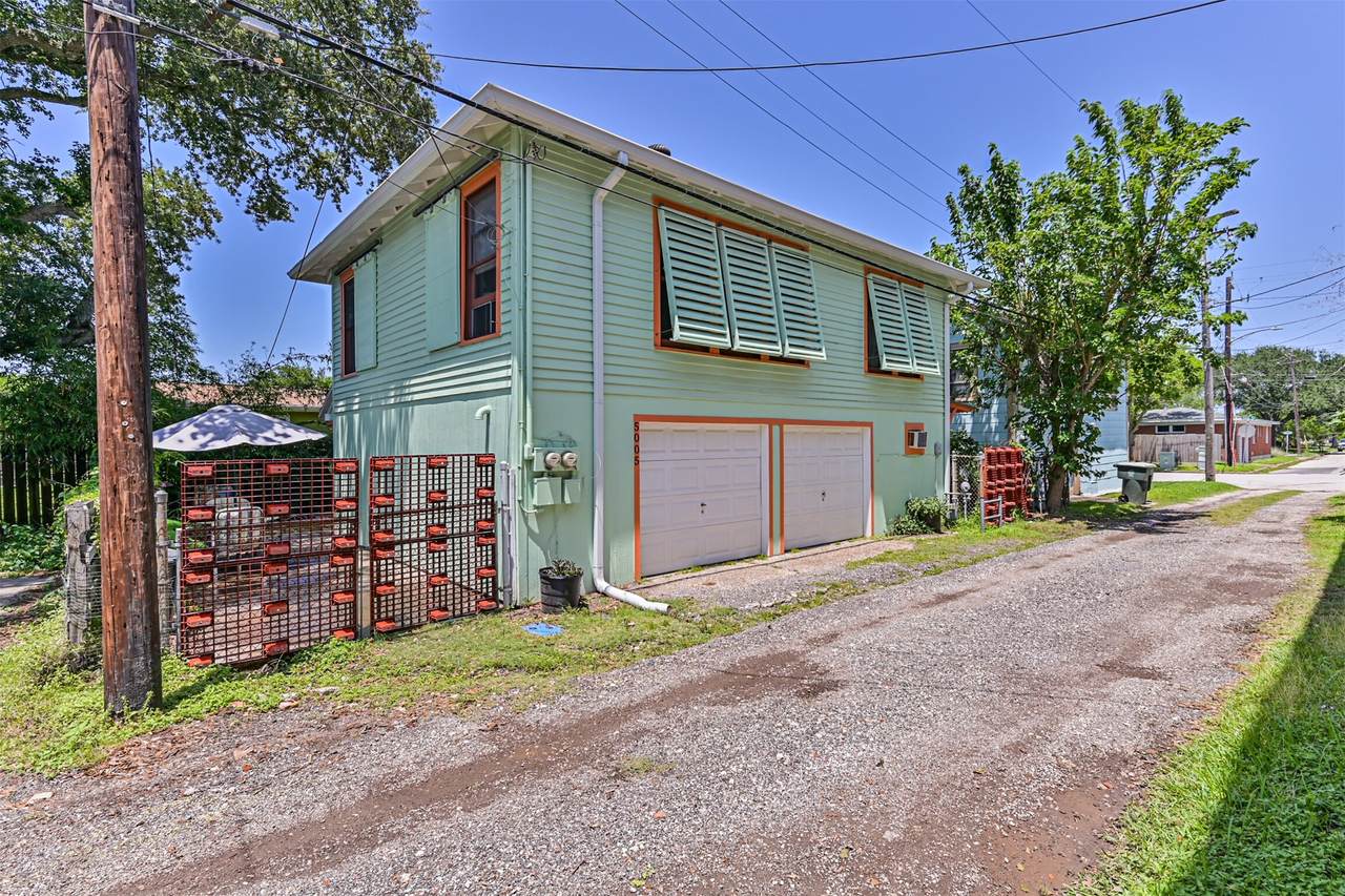 5005 Avenue N Rear - Photo 1