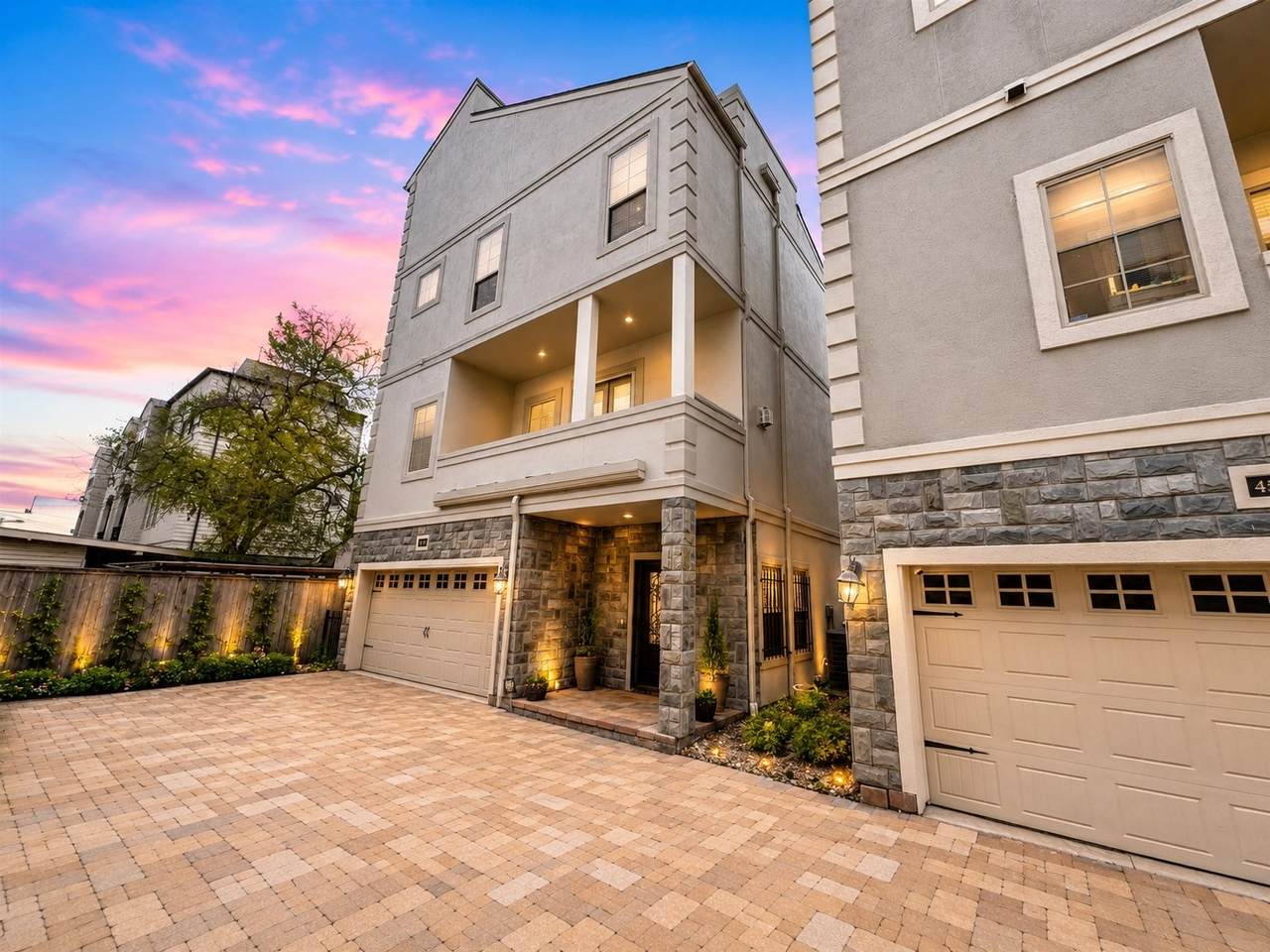 4507 Crawford Street - Photo 1