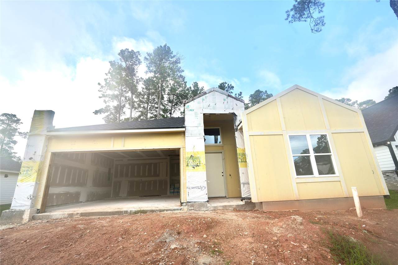 12161 La Salle River Rd - Photo 1