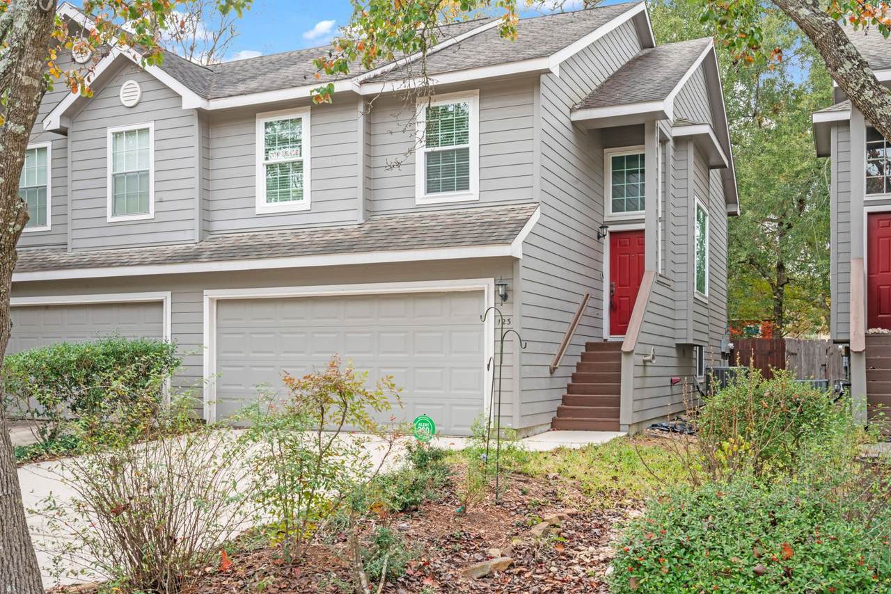 123 Villa Oaks Drive - Photo 1