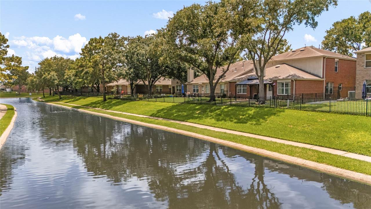 10230 Summit Canyon Drive - Photo 1