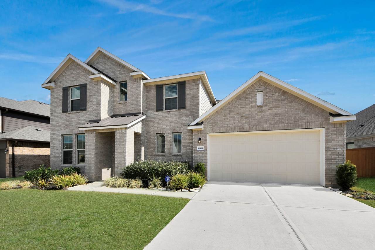 10618 Amador Peak Drive - Photo 1