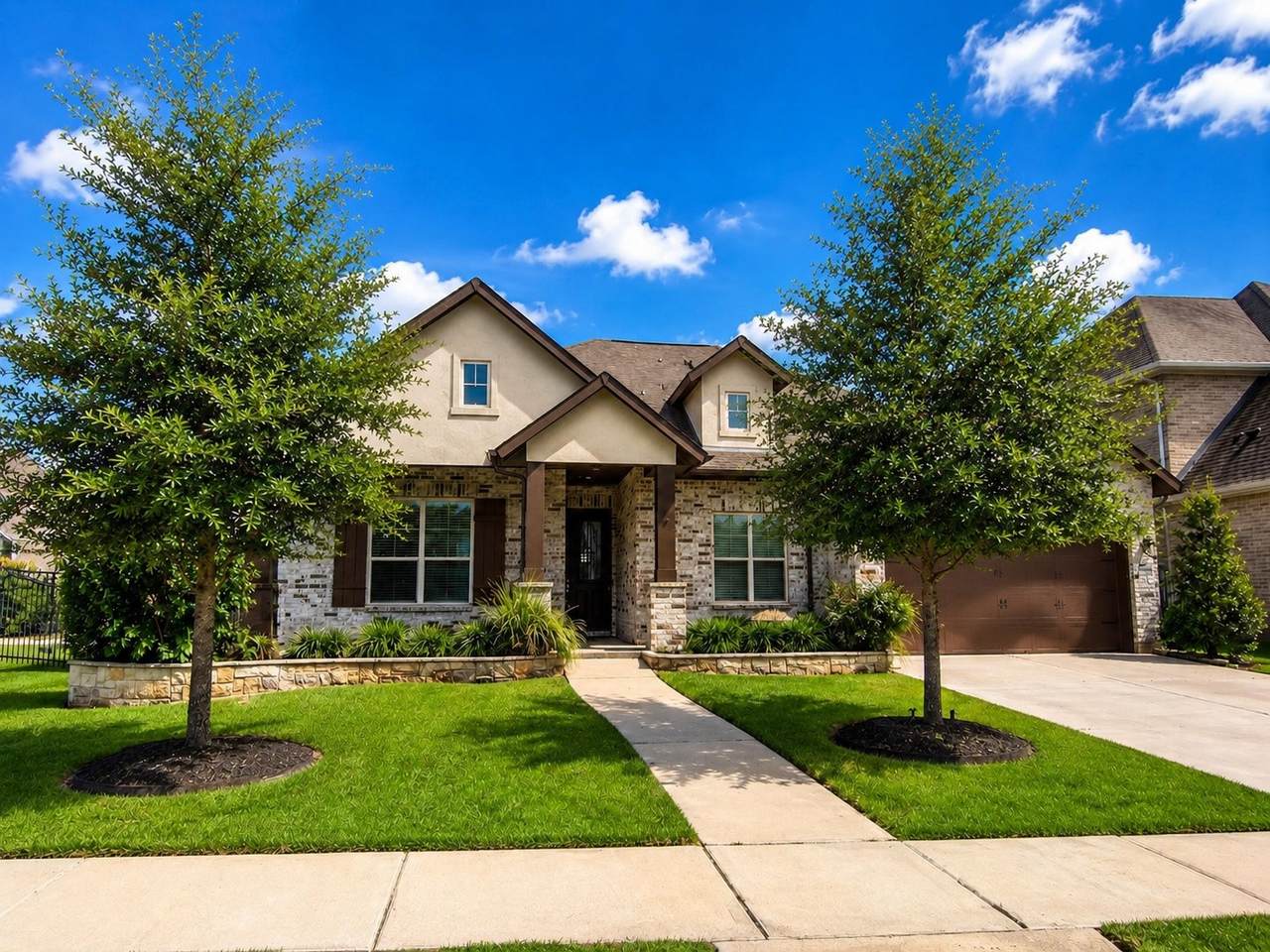 1515 Shining Willow Court - Photo 1