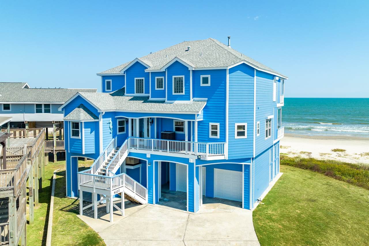 4227 Vista Boulevard - Photo 1