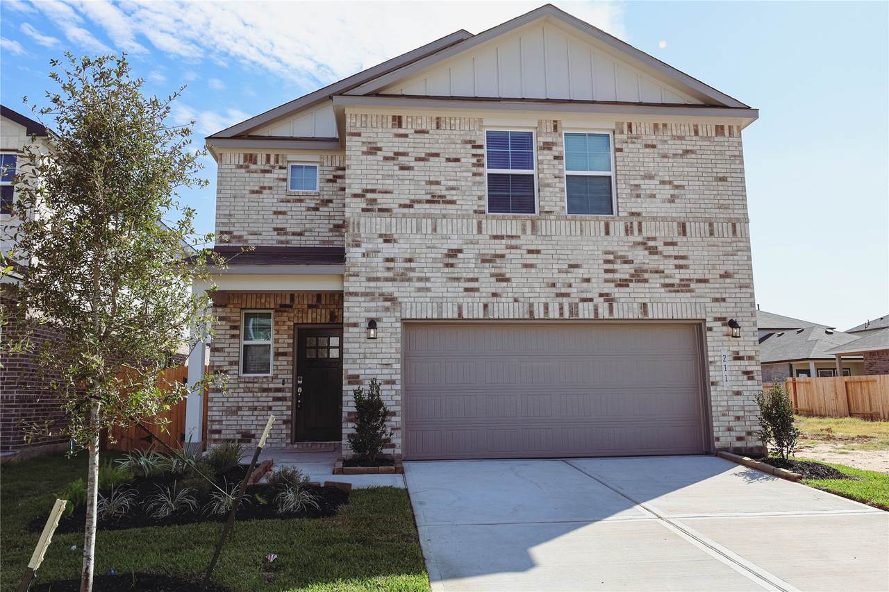 211 Brazen Forest Trail - Photo 1