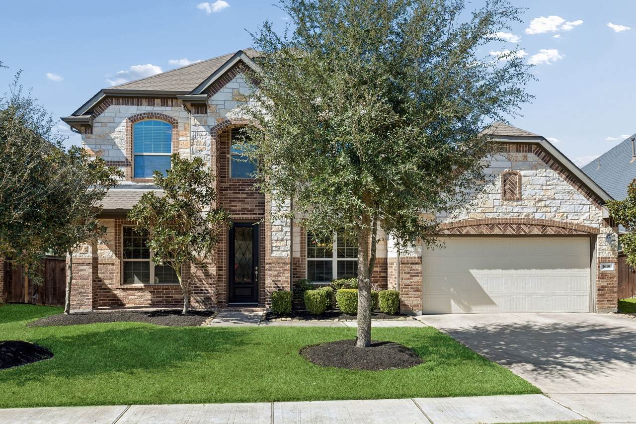 1619 Dove Ridge Drive - Photo 1