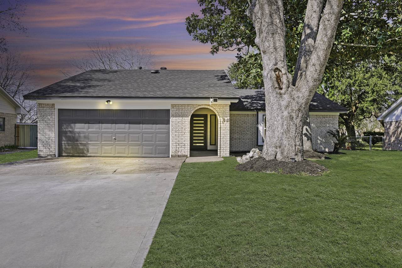 13102 Maxim Drive - Photo 1