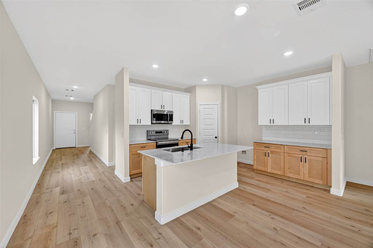 640 Levine Court - Photo 1