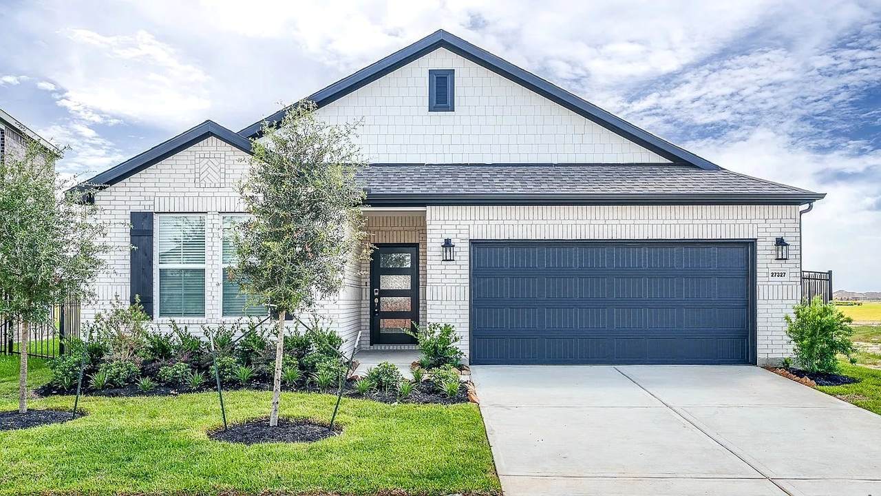 27327 Blue Pool Drive - Photo 1