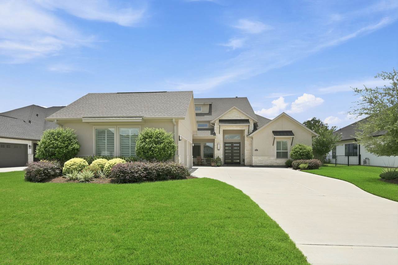 3211 Whispering Pecans Drive - Photo 1