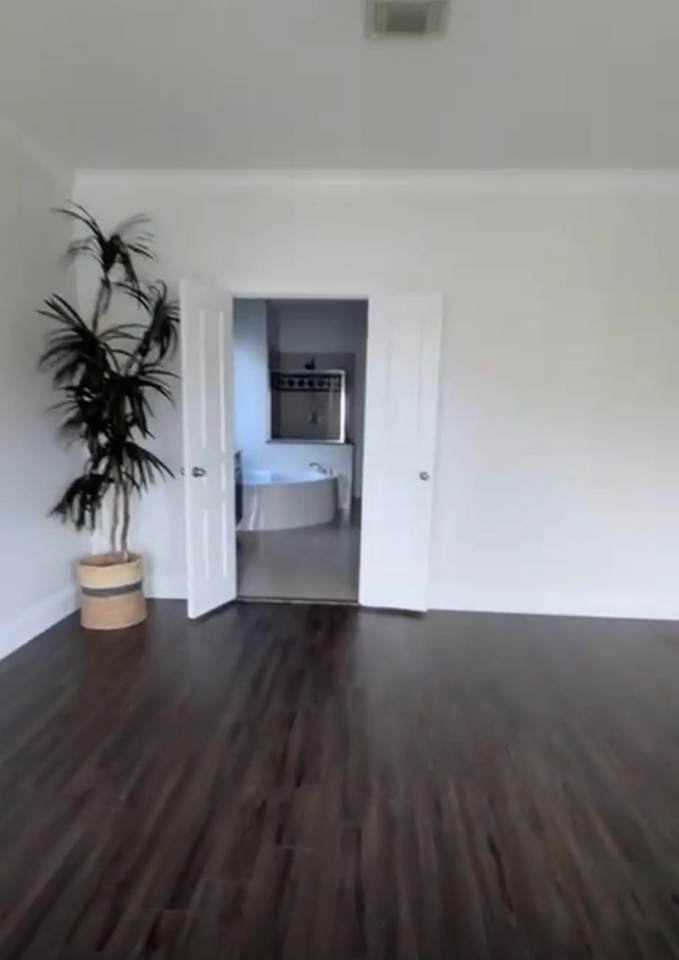 5203 Auckland Dr Drive - Photo 1