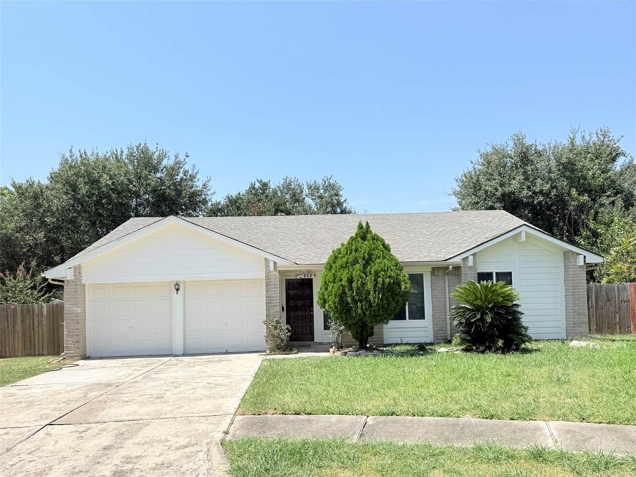 2411 Gunston Ct - Photo 1