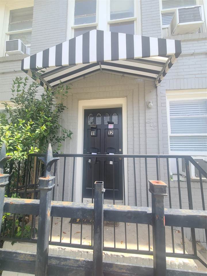 4414 Woodside Street - Photo 1