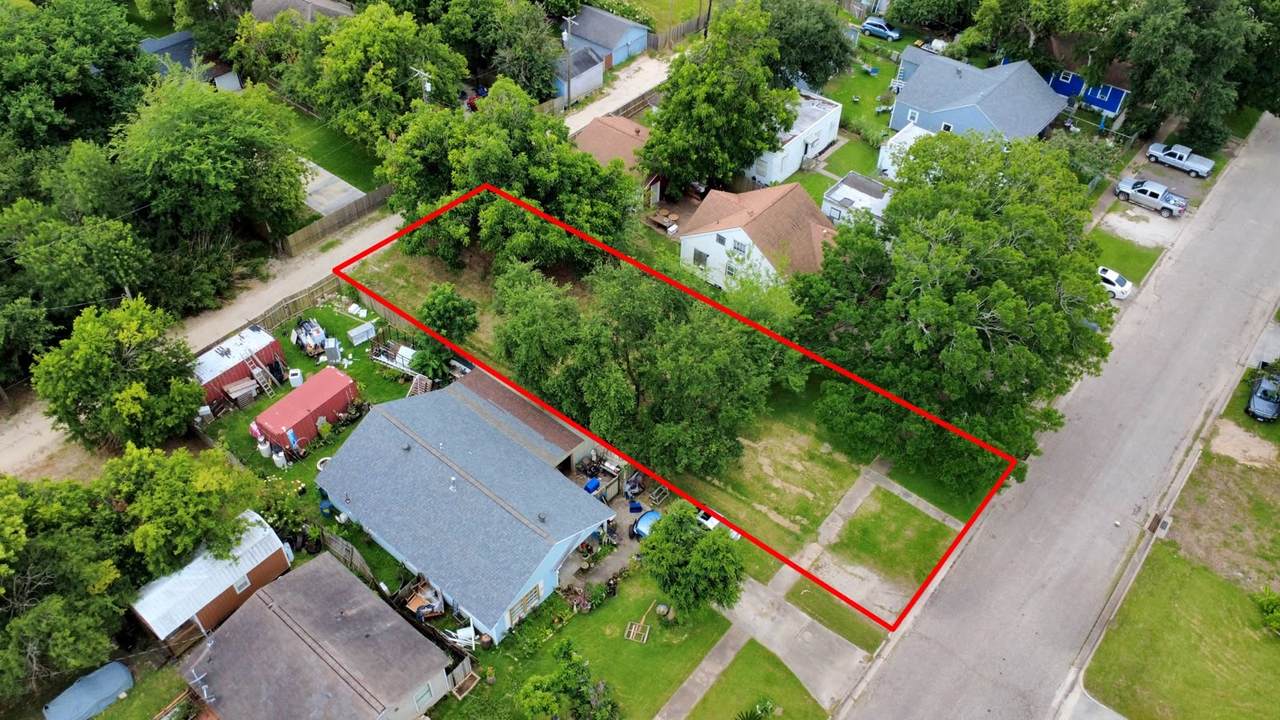 111 6th Avenue - Photo 1