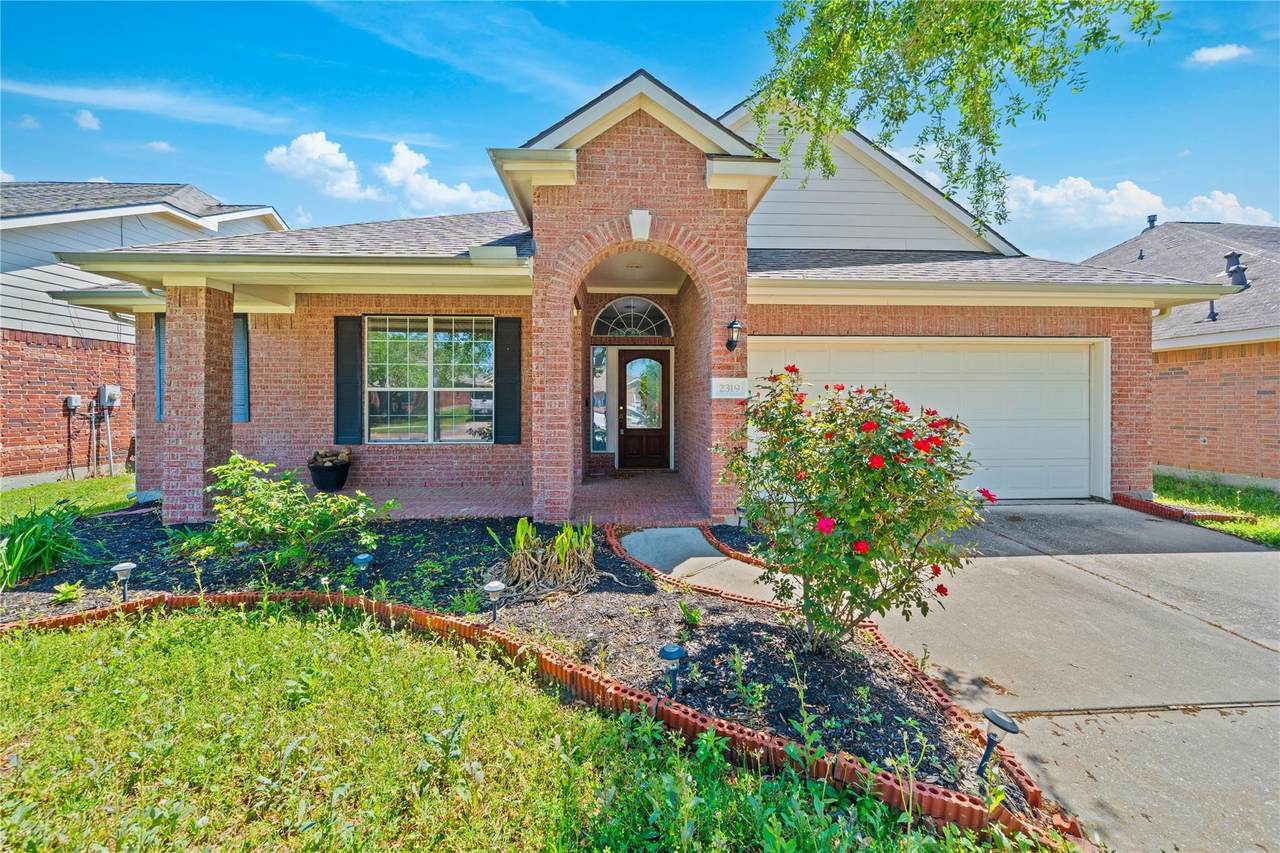 2319 Ligustrum Flower Drive - Photo 1