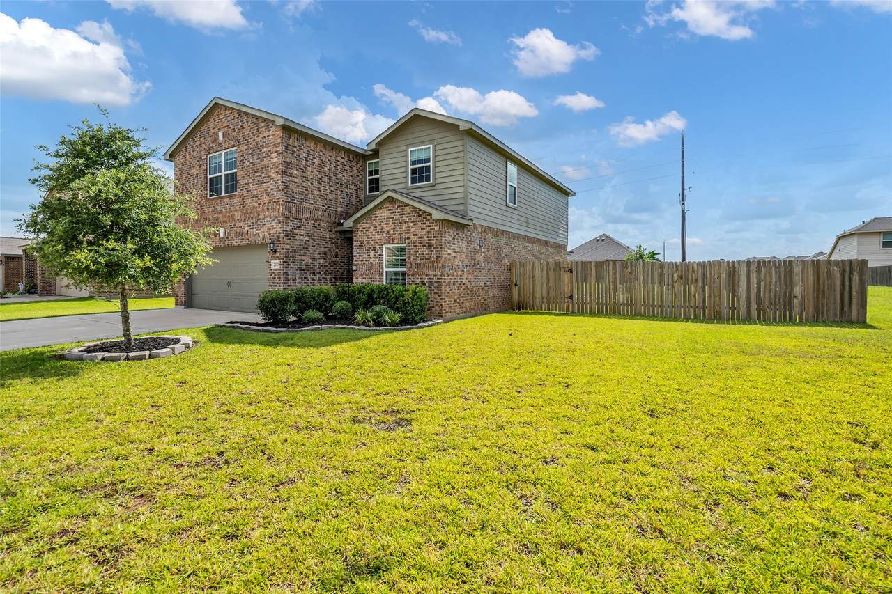 21103 Solstice Point Drive - Photo 1