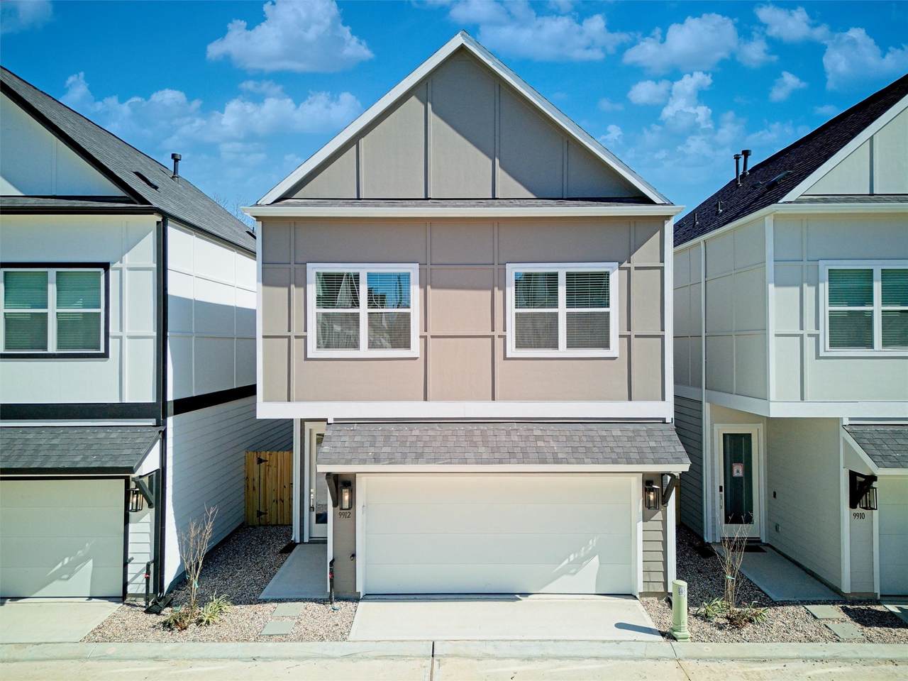 209 Clark Meadows Lane - Photo 1