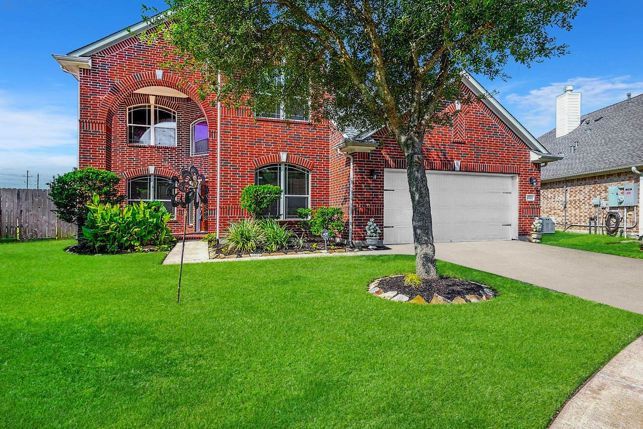 13907 Falling Rain Court - Photo 1