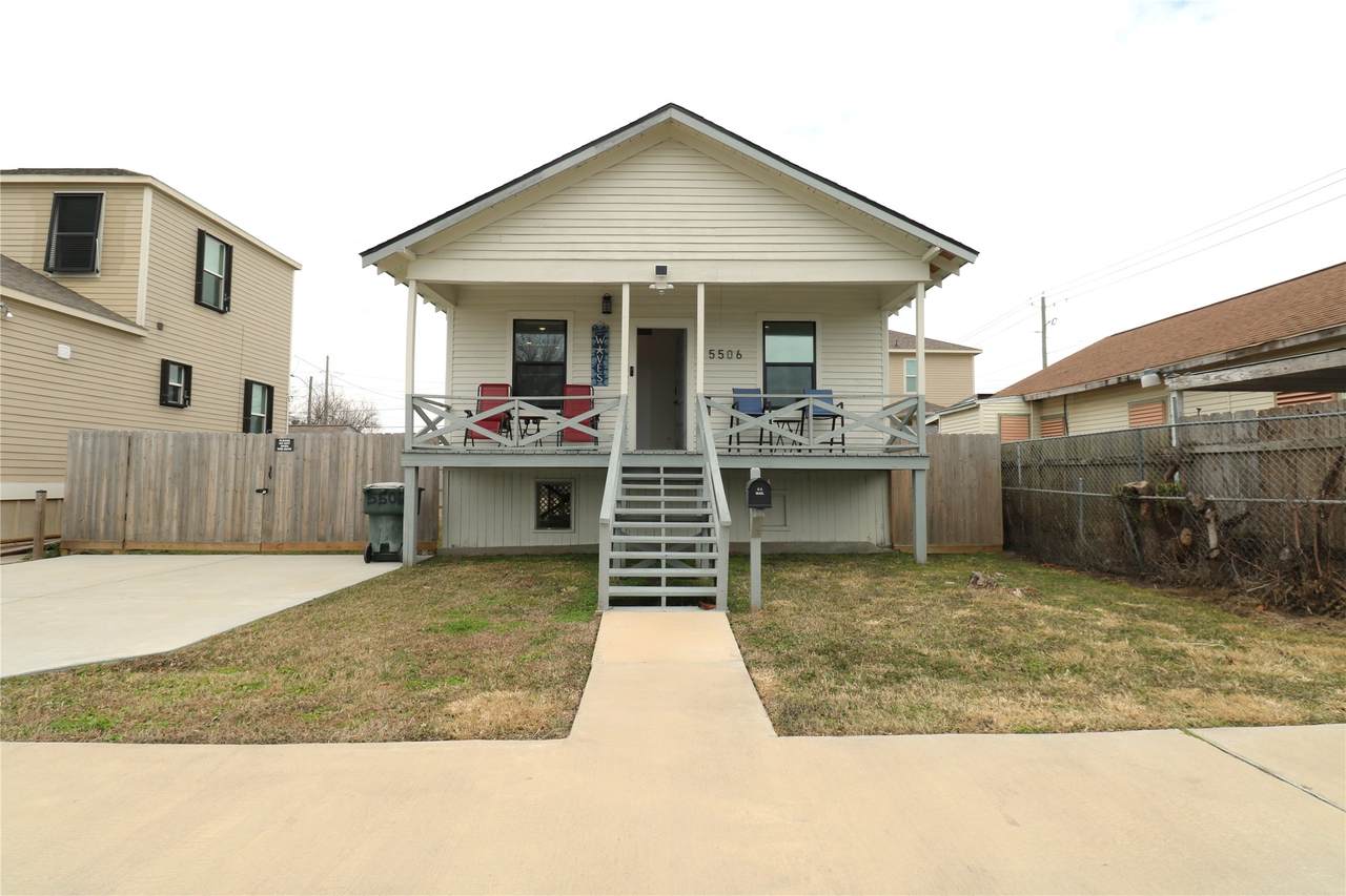 5506 Avenue Q 1/2 - Photo 1