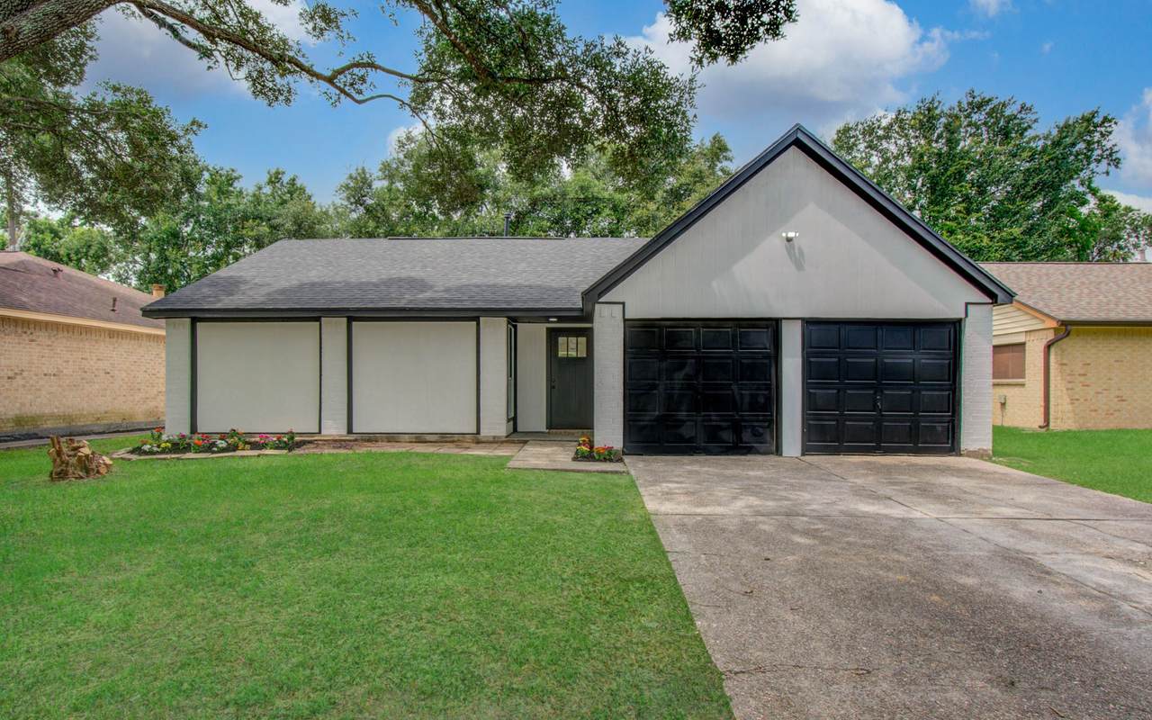 24127 Spring Towne Drive - Photo 1