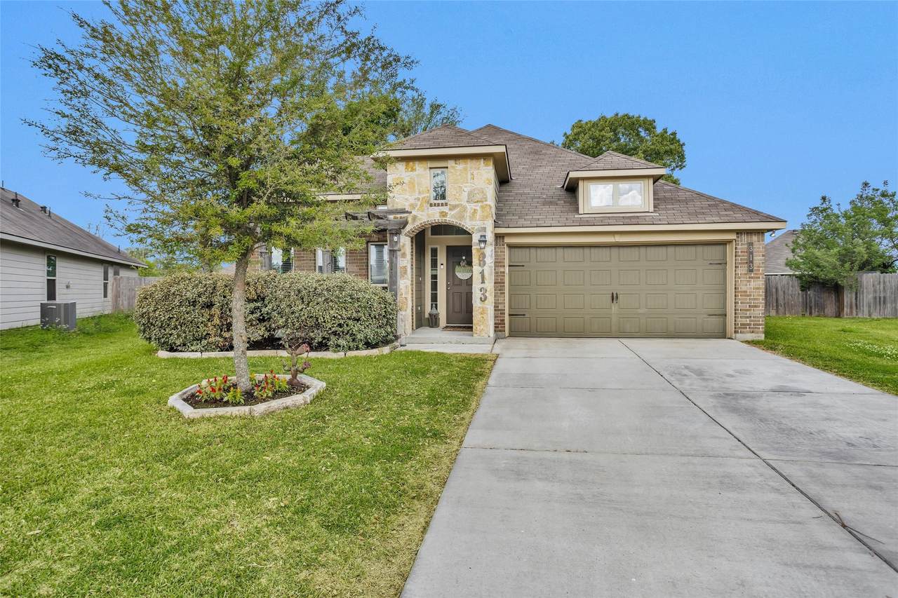 313 Brocks Court - Photo 1