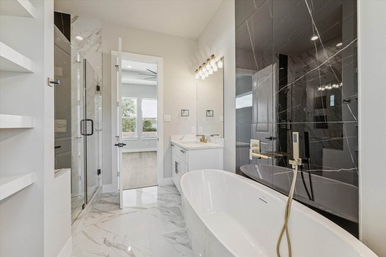 5817 Mansfield Heights Lane - Photo 1
