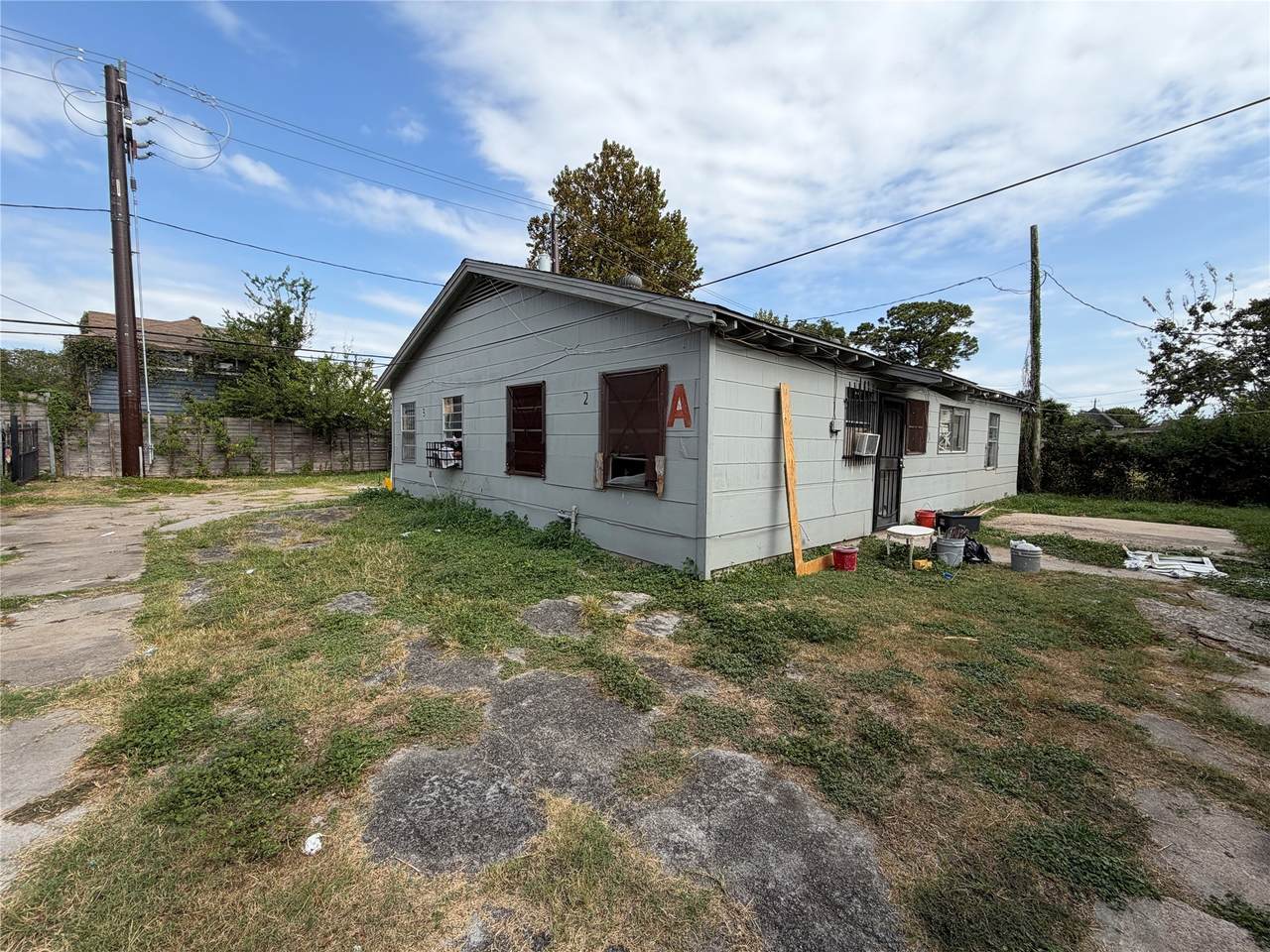 2407 Southmore Boulevard - Photo 1