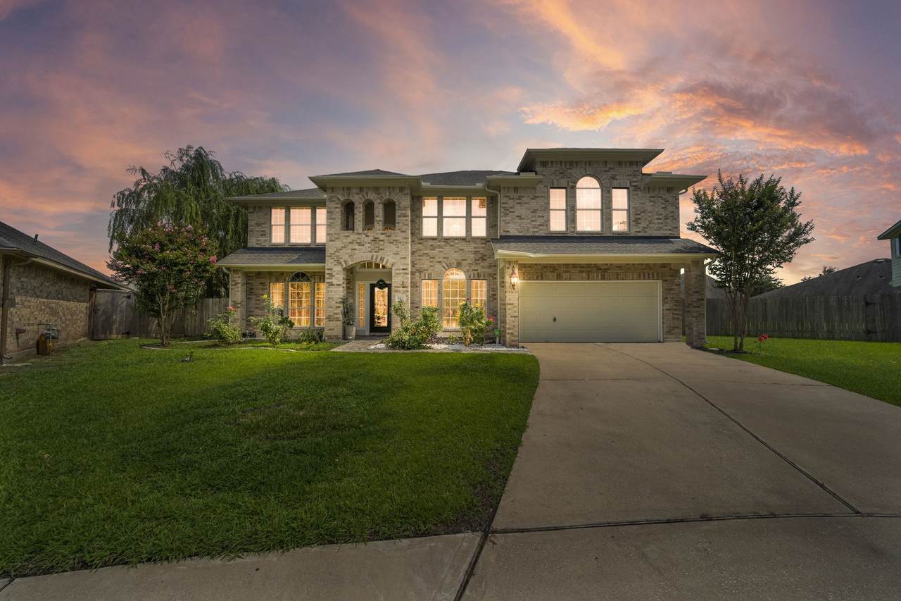 815 Arlington Lane - Photo 1