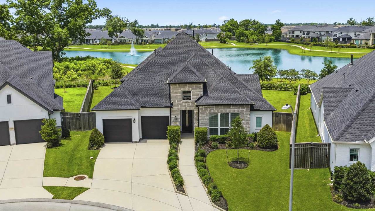 1623 Delta Oaks Drive - Photo 1