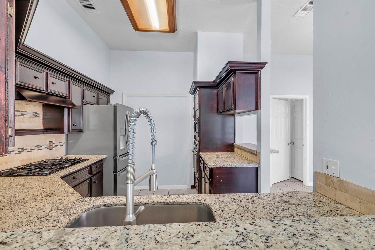 6614 Readsland Lane - Photo 1