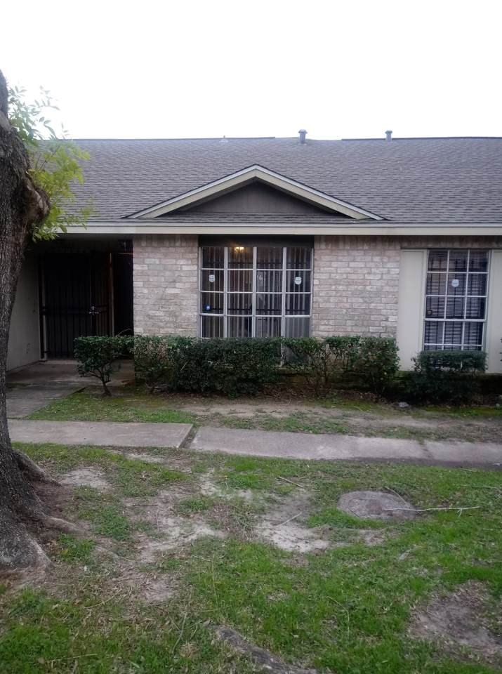 12728 Bexley Drive - Photo 1