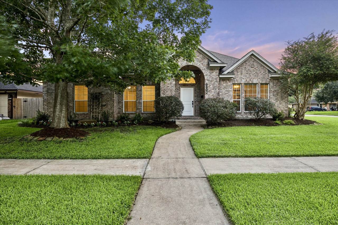 8802 Robindell Drive - Photo 1