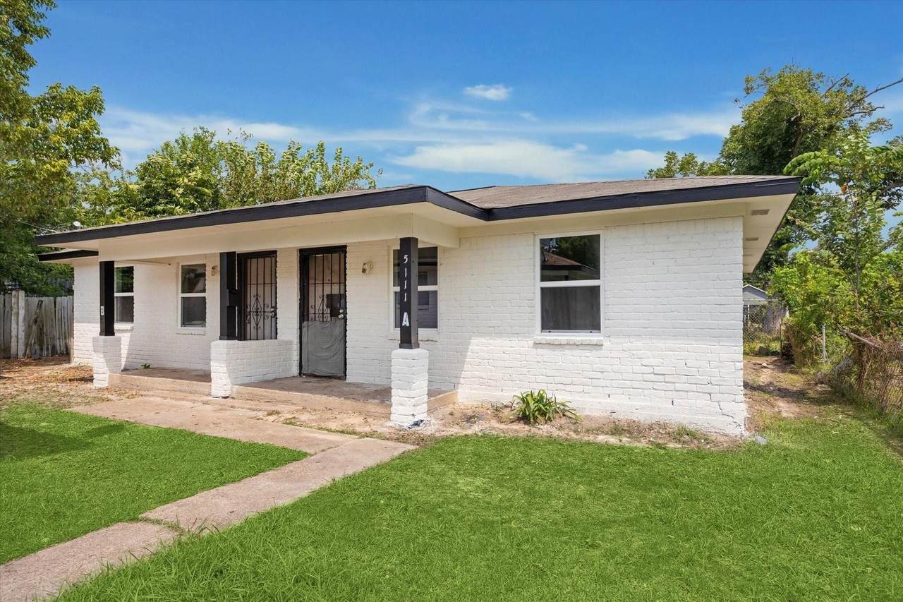 5111 Clover Street - Photo 1