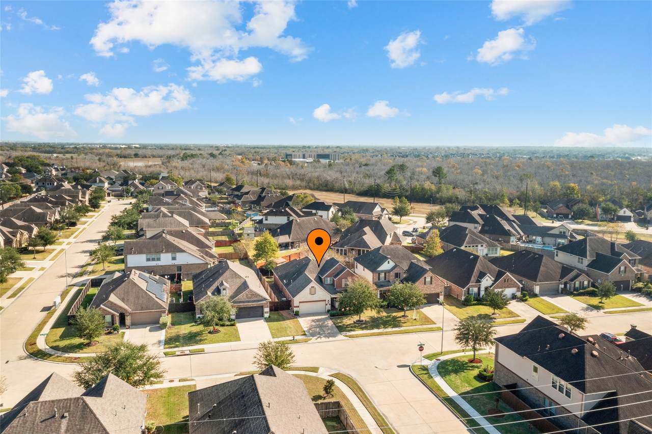 1219 Lazy Springs Lane - Photo 1