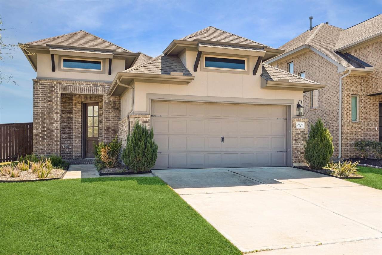 3738 Amoroso Drive - Photo 1