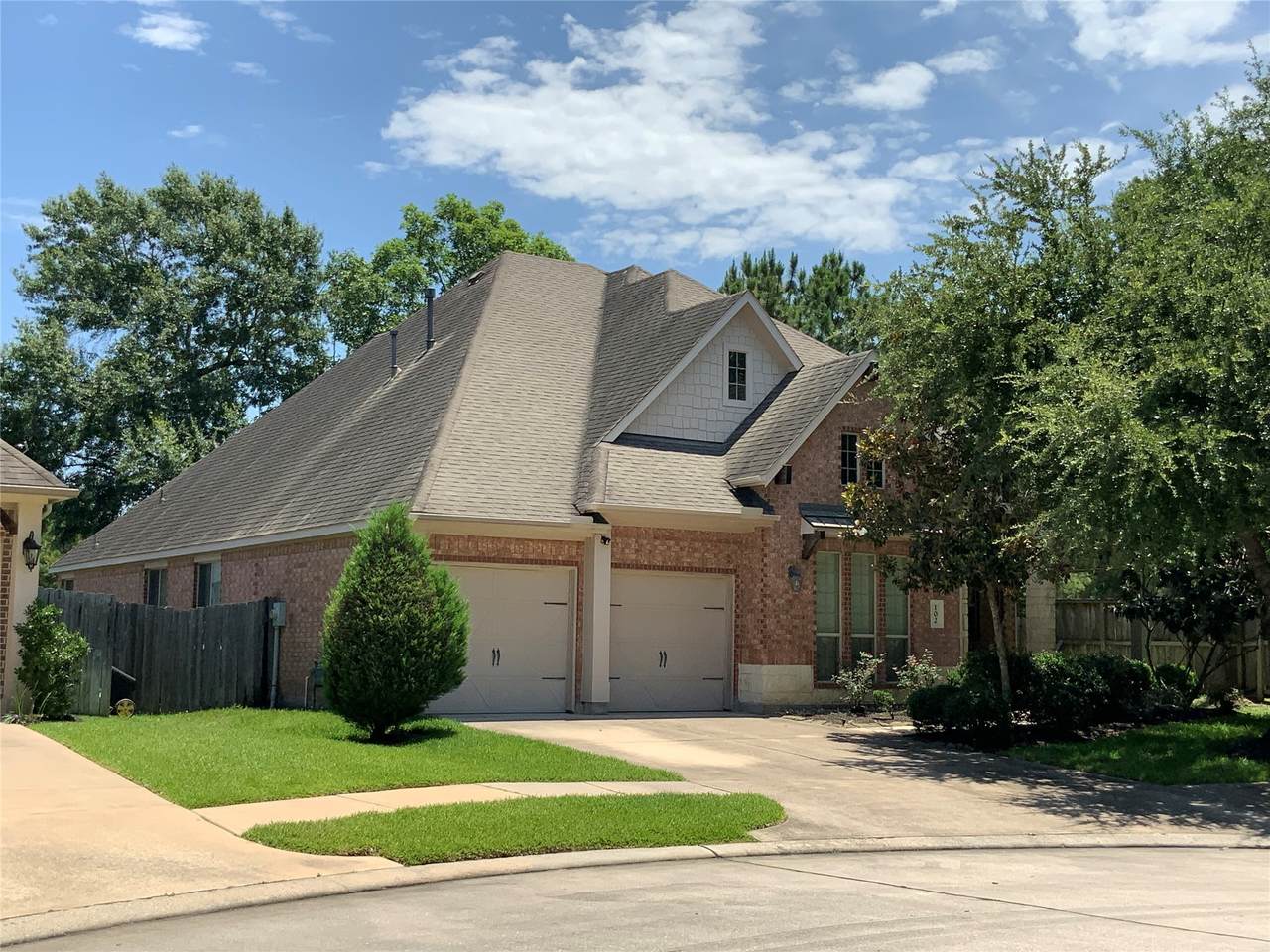 102 Arbor Hill Court - Photo 1