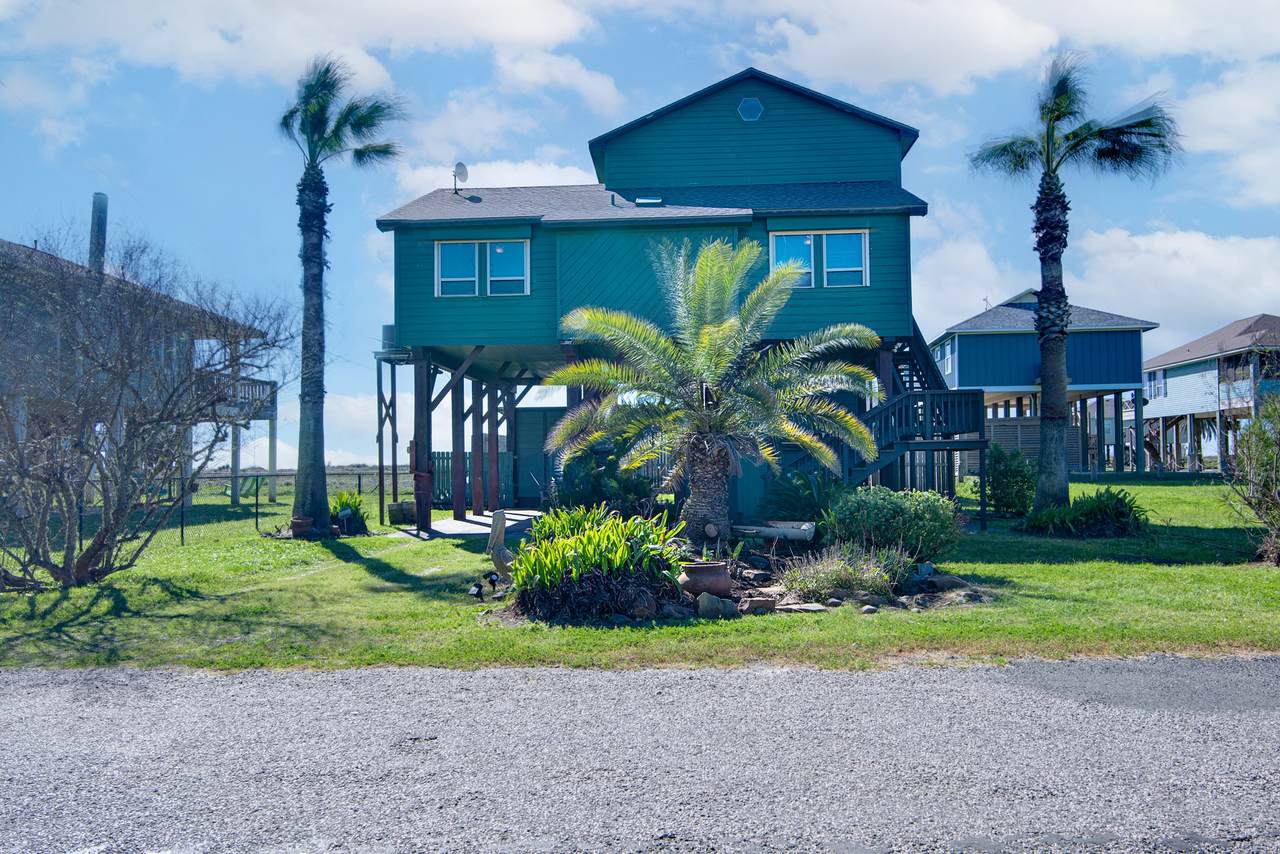 140 Ocean View Drive - Photo 1