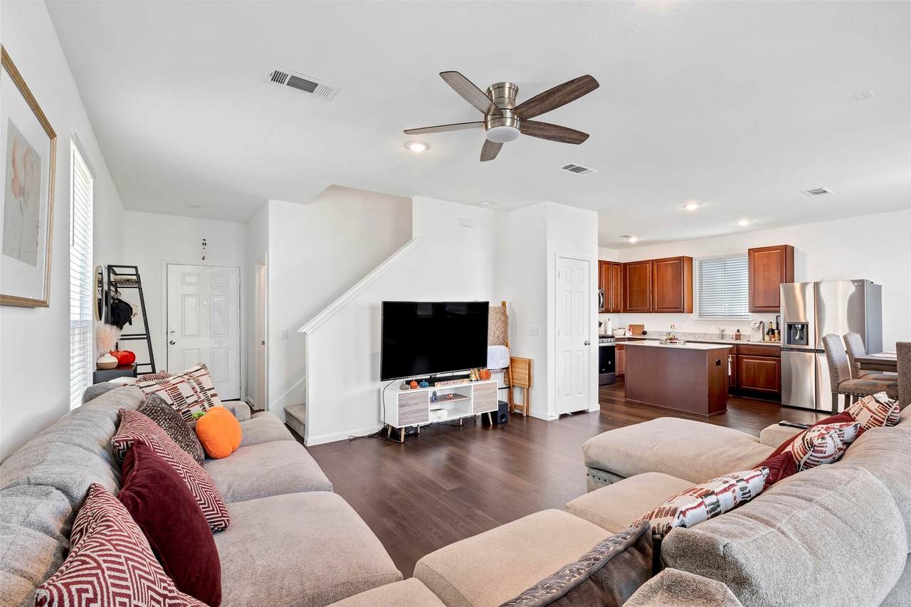7319 Concorde Field Drive - Photo 1