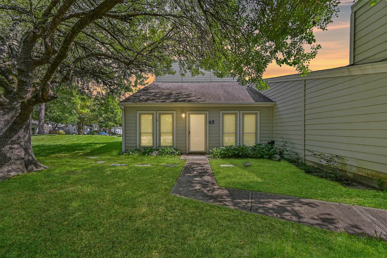 42 Hideaway Drive - Photo 1