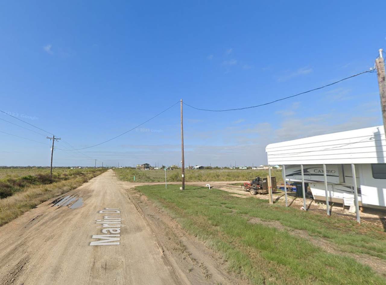 000 Titanic Street - Photo 1