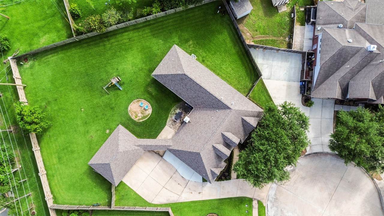 910 High Ridge Circle - Photo 1
