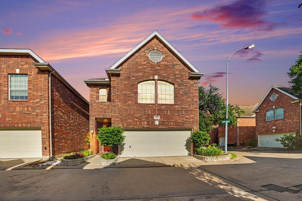 1502 Olive Place - Photo 1